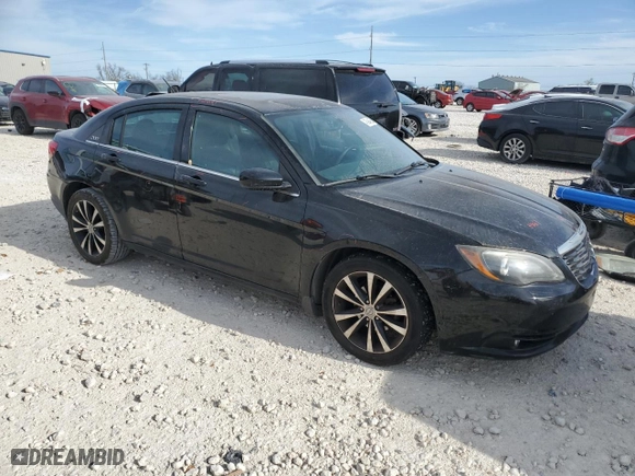 2013 Chrysler 200 Limited with VIN 1C3CCBCG5DN574535, listed as a Copart auction lot 49094085 with 153,943 mi miles and Salvage Title. Bid and sale history available at carsss.com. Image 4.
