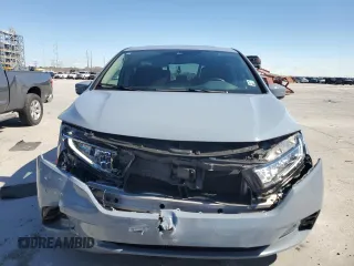 2024 Honda Odyssey Touring with VIN 5FNRL6H84RB001517, listed as a Copart auction lot 48306655 with 60,757 mi miles and Salvage Title. Bid and sale history available at carsss.com. Image 5.