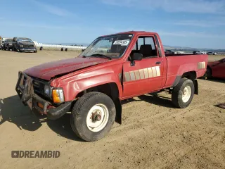 1985 Toyota Pickup с VIN JT4RN60R9F5079593, выставлен на аукционе Copart как лот 59204305 с пробегом 225 444 миль миль и Списание • Salvage title. История ставок и продаж доступна на DreamBid. Изображение 1.