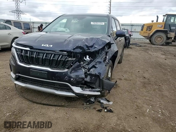 2024 Kia Carnival LX with VIN KNDNB4H39R6303228, listed as a Copart auction lot 78284124 with 8,738 mi miles and Salvage Title. Bid and sale history available at carsss.com. Image 11.