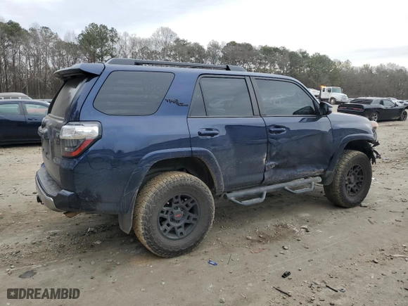 2019 Toyota 4Runner SR5 with VIN JTEBU5JR7K5695831, listed as a Copart auction lot 42118455 with 93,693 mi miles and Salvage Title. Bid and sale history available at carsss.com. Image 3.