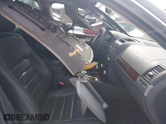 2010 Volkswagen Touareg VR6 with VIN WVGBF7A96AD004069, listed as a IAAI auction lot 41530691 with Not Provided miles and . Bid and sale history available at DreamBid. Image 5.