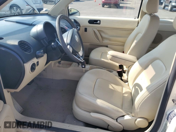 2006 Volkswagen Beetle with VIN 3VWRG31C46M423874, listed as a Copart auction lot 60527325 with 101,513 mi miles and Salvage title. Bid and sale history available at DreamBid. Image 7.
