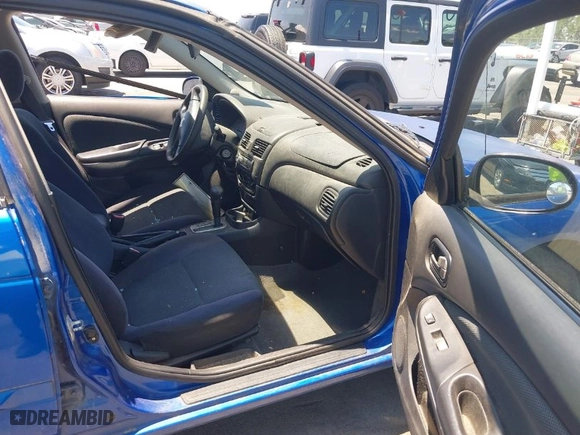 2006 Nissan Sentra 1.8 S with VIN 3N1CB51D06L526391, listed as a IAAI auction lot 39504566 with 200,000 mi miles. Bid and sale history available at carsss.com. Image 5.