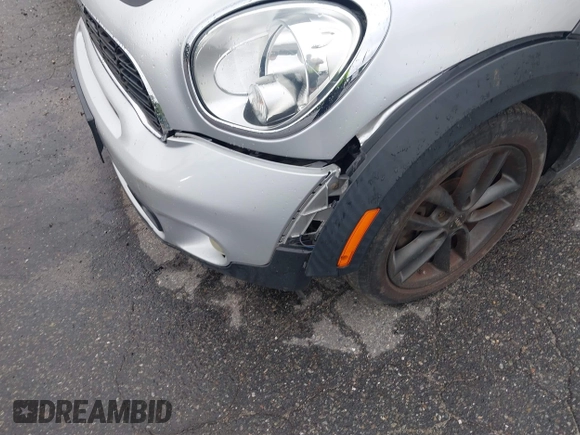 2012 MINI Countryman S with VIN WMWZC5C5XCWL55727, listed as a IAAI auction lot 42704959 with 104,000 mi miles and . Bid and sale history available at DreamBid. Image 6.