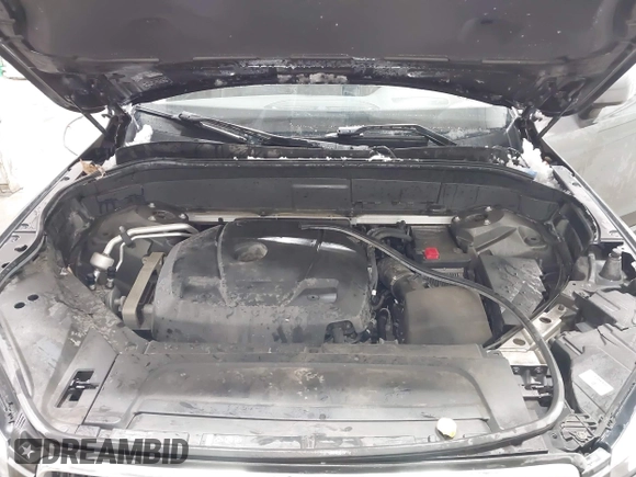 2018 Volvo XC90 Momentum with VIN YV4102XK1J1323053, listed as a IAAI auction lot 41145820 with 117,538 mi miles and . Bid and sale history available at DreamBid. Image 10.