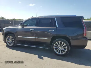2018 Cadillac Escalade Platinum z VIN 1GYS4DKJ4JR187437, wystawiony jako Copart lot #52129915 z przebiegiem 70 128 mil mil oraz Czysty tytuł • Clean title. Historia ofert i sprzedaży dostępna na DreamBid. Obrazek 2.