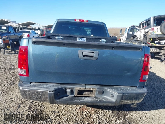 2011 GMC Sierra 1500 Work Truck z VIN 1GTN1TEX2BZ296292, wystawiony jako IAAI lot #41430732 z przebiegiem 150 317 mil mil oraz . Historia ofert i sprzedaży dostępna na DreamBid. Obrazek 8.