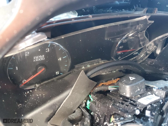 2019 GMC Sierra 3500HD Denali with VIN 1GT42WEY1KF245998, listed as a Copart auction lot 81811094 with 0 mi miles and Salvage Title. Bid and sale history available at carsss.com. Image 9.