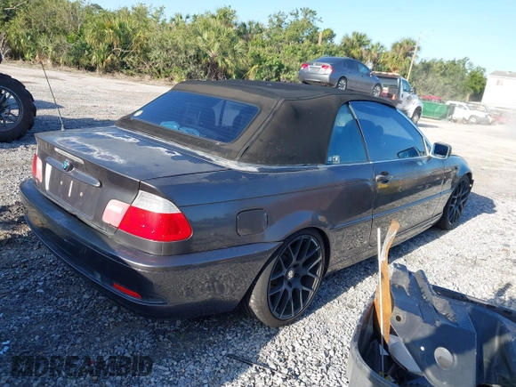 2006 BMW 3 Series 325Ci with VIN WBABW33416PX84855, listed as a IAAI auction lot 42001364 with 152,876 mi miles. Bid and sale history available at carsss.com. Image 4.