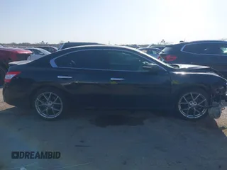 2010 Nissan Maxima S z VIN 1N4AA5AP5AC862565, wystawiony jako IAAI lot #41831718 z przebiegiem 147 180 mil mil oraz . Historia ofert i sprzedaży dostępna na DreamBid. Obrazek 13.