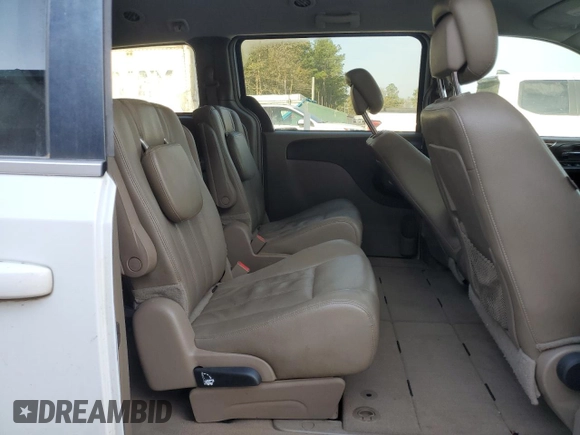 2015 Chrysler Town & Country Touring with VIN 2C4RC1BG4FR726022, listed as a Copart auction lot 50400675 with 231,821 mi miles and Salvage Title. Bid and sale history available at carsss.com. Image 10.