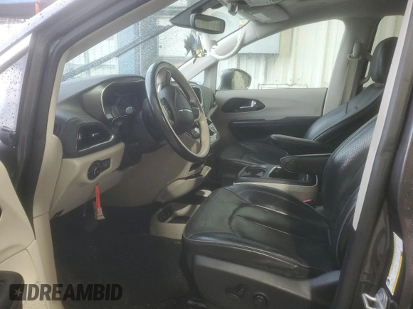2020 Chrysler Pacifica Limited with VIN 2C4RC1GG8LR112501, listed as a Copart auction lot 55254925 with Not provided miles and Salvage title. Bid and sale history available at DreamBid. Image 7.