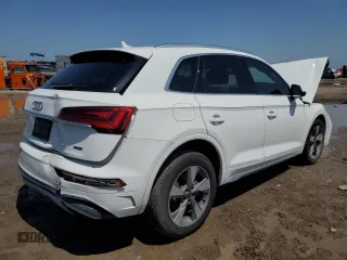 2023 Audi Q5 Premium with VIN WA1ABAFY8P2169578, listed as a Copart auction lot 55917595 with 29,356 mi miles and Salvage title. Bid and sale history available at DreamBid. Image 3.