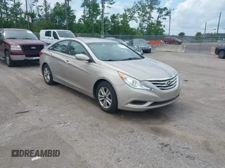 2011 Hyundai Sonata GLS with VIN 5NPEB4AC3BH260107, listed as a IAAI auction lot 42217499 with 158,308 mi miles and . Bid and sale history available at carsss.com. Image 1.