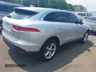 2019 Jaguar F-Pace 25t Premium z VIN SADCJ2FX2KA367462, wystawiony jako IAAI lot #42581132 z przebiegiem 98 706 mil mil oraz . Historia ofert i sprzedaży dostępna na DreamBid. Obrazek 4.