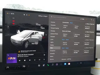2024 Tesla Cybertruck z VIN 7G2CEHED7RA041694, wystawiony jako IAAI lot #41960418 z przebiegiem 1 177 mil mil oraz . Historia ofert i sprzedaży dostępna na DreamBid. Obrazek 7.