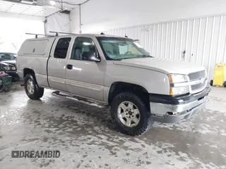 2004 Chevrolet Silverado 1500 with VIN 1GCEK19T64E375922, listed as a IAAI auction lot 41533677 with 304,725 mi miles and . Bid and sale history available at DreamBid. Image 1.