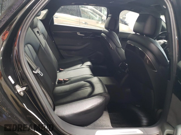 2017 Audi A8 z VIN WAU44AFD2HN014533, wystawiony jako Copart lot #46684705 z przebiegiem 94 030 mil mil oraz Szkody całkowita. Historia ofert i sprzedaży dostępna na DreamBid. Obrazek 10.