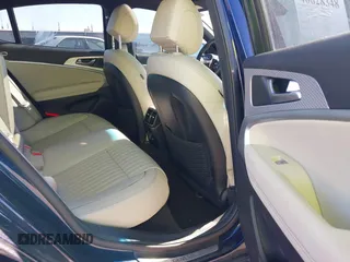 2023 Genesis G70 2.0T z VIN KMTG34TA7PU111215, wystawiony jako IAAI lot #40628348 z przebiegiem 25 146 mil mil oraz . Historia ofert i sprzedaży dostępna na DreamBid. Obrazek 8.