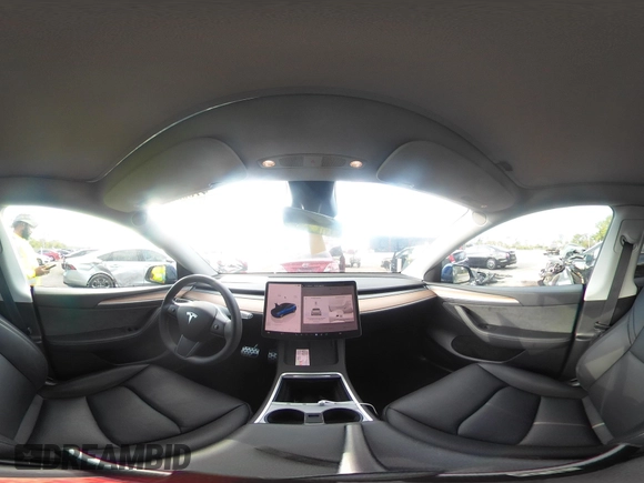 2024 Tesla Model Y с VIN 7SAYGDED5RF015208, выставлен на аукционе IAAI как лот 41608087 с пробегом 10 059 миль миль и . История ставок и продаж доступна на DreamBid. Изображение 18.