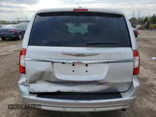 2011 Chrysler Town & Country Touring z VIN 2A4RR5DG9BR720174, wystawiony jako Copart lot #54435885 z przebiegiem 168 089 mil mil oraz Szkoda całkowita • Salvage title. Historia ofert i sprzedaży dostępna na DreamBid. Obrazek 6.
