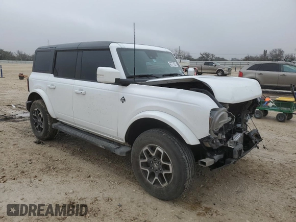 2023 Ford Bronco z VIN 1FMEE5BP3PLB45231, wystawiony jako Copart lot #42771335 z przebiegiem 45 981 mil mil oraz Szkoda całkowita • Salvage title. Historia ofert i sprzedaży dostępna na DreamBid. Obrazek 4.