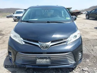 2019 Toyota Sienna XLE Auto Access Seat with VIN 5TDYZ3DC1KS998660, listed as a IAAI auction lot 42025856 with 113,376 mi miles. Bid and sale history available at carsss.com. Image 13.