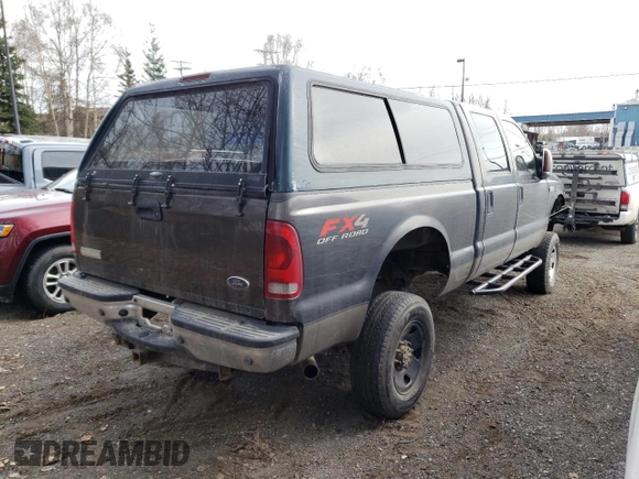 2006 Ford F-250 XL z VIN 1FTSW21Y76EA62434, wystawiony jako Copart lot #52322145 z przebiegiem Nie podano mil oraz Szkoda całkowita • Salvage title. Historia ofert i sprzedaży dostępna na DreamBid. Obrazek 3.