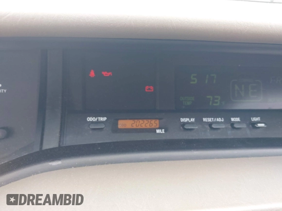 2000 Toyota Avalon XL z VIN 4T1BF28B6YU036865, wystawiony jako IAAI lot #42402305 z przebiegiem 202 265 mil mil oraz . Historia ofert i sprzedaży dostępna na DreamBid. Obrazek 7.