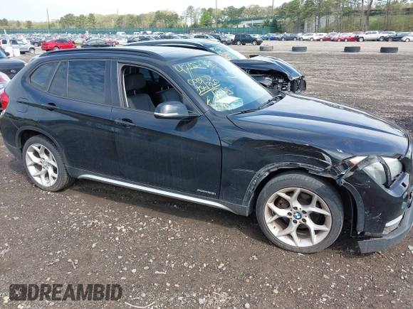 2013 BMW X1 xDrive28i z VIN WBAVL1C56DVR88949, wystawiony jako IAAI lot #42152710 z przebiegiem 93 136 mil mil oraz . Historia ofert i sprzedaży dostępna na DreamBid. Obrazek 6.