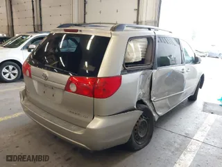2006 Toyota Sienna CE with VIN 5TDZA23C06S435841, listed as a IAAI auction lot 41777267 with 237,149 mi miles. Bid and sale history available at carsss.com. Image 4.