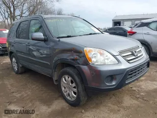 2006 Honda CR-V EX SE with VIN SHSRD78926U408509, listed as a IAAI auction lot 41699972 with 200,000 mi miles. Bid and sale history available at carsss.com. Image 1.