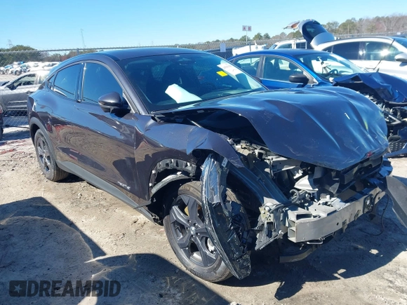 2021 Ford Mustang Mach-E Select z VIN 3FMTK1RM7MMA52193, wystawiony jako IAAI lot #41591356 z przebiegiem 48 522 mil mil oraz . Historia ofert i sprzedaży dostępna na DreamBid. Obrazek 1.
