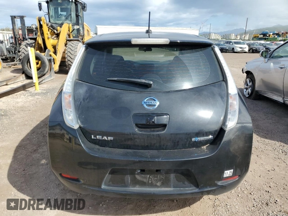 2015 Nissan LEAF S z VIN 1N4AZ0CP2FC326818, wystawiony jako Copart lot #56749725 z przebiegiem 67 572 mil mil oraz Czysty tytuł • Clean title. Historia ofert i sprzedaży dostępna na DreamBid. Obrazek 6.