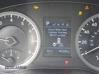 2019 Hyundai Santa Fe SE z VIN 5NMS23AD4KH046066, wystawiony jako IAAI lot #41880900 z przebiegiem 45 220 mil mil oraz . Historia ofert i sprzedaży dostępna na DreamBid. Obrazek 16.