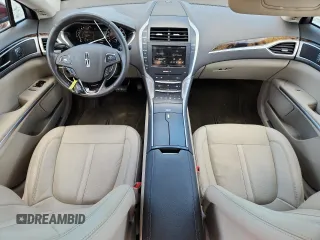 2016 Lincoln MKZ с VIN 3LN6L2G93GR627055, выставлен на аукционе Copart как лот 61232625 с пробегом 37 846 миль миль и На запчасти • Non repairable. История ставок и продаж доступна на DreamBid. Изображение 8.