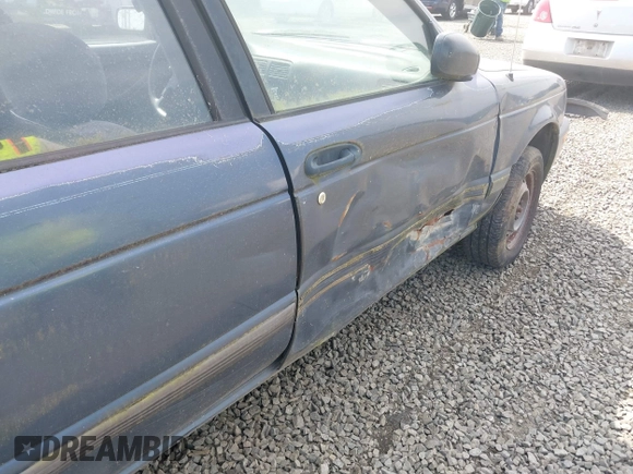 1994 Nissan Sentra with VIN 1N4EB31P0RC802479, listed as a IAAI auction lot 42568842 with 162,343 mi miles and . Bid and sale history available at DreamBid. Image 12.