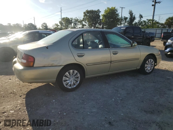 1998 Nissan Altima XE with VIN 1N4DL01D7WC109661, listed as a Copart auction lot 68833234 with 150,061 mi miles and Salvage Title. Bid and sale history available at carsss.com. Image 3.