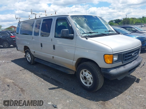 2003 Ford Econoline Passenger XL with VIN 1FBSS31L13HB82587, listed as a IAAI auction lot 42314787 with 217,431 mi miles and . Bid and sale history available at DreamBid. Image 1.