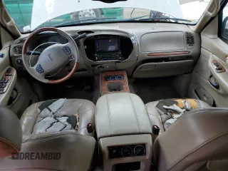 2001 Lincoln Navigator z VIN 5LMEU27A61LJ02044, wystawiony jako Copart lot #53499415 z przebiegiem Nie podano mil oraz Czysty tytuł • Clean title. Historia ofert i sprzedaży dostępna na DreamBid. Obrazek 8.