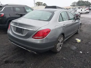 2015 Mercedes-Benz C-Class C 300 Luxury with VIN 55SWF4KB4FU020761, listed as a IAAI auction lot 41859583 with 112,885 mi miles. Bid and sale history available at carsss.com. Image 4.