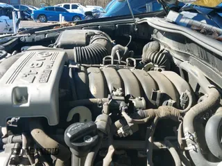 2007 Toyota 4Runner SR5 with VIN JTEZT14R870028311, listed as a IAAI auction lot 41300837 with 204,016 mi miles and . Bid and sale history available at DreamBid. Image 19.