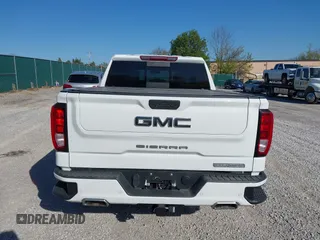 2021 GMC Sierra 1500 Elevation z VIN 3GTU9CED7MG289092, wystawiony jako IAAI lot #42013585 z przebiegiem 64 563 mil mil oraz . Historia ofert i sprzedaży dostępna na DreamBid. Obrazek 16.