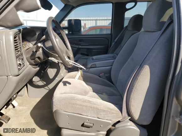 2006 Chevrolet Silverado 2500HD LT1 with VIN 1GCHK23246F103885, listed as a Copart auction lot 48869075 with NaN miles and Clean Title. Bid and sale history available at carsss.com. Image 7.