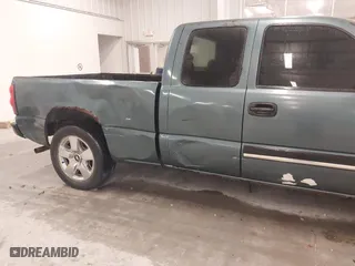 2006 Chevrolet Silverado 1500 LT1 with VIN 1GCEC19Z36Z286015, listed as a IAAI auction lot 40826253 with 263,540 mi miles. Bid and sale history available at carsss.com. Image 6.