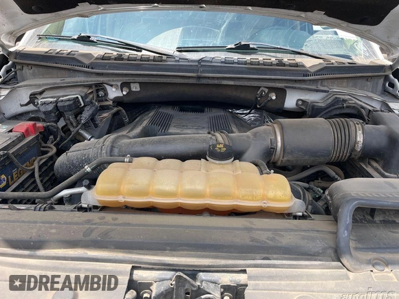 2017 Ford F-150 XL with VIN 1FTEW1EG2HKD78031, listed as a IAAI auction lot 42599773 with 137,176 mi miles and . Bid and sale history available at DreamBid. Image 4.
