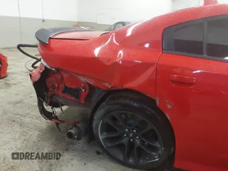 2020 Dodge Charger Scat Pack Widebody z VIN 2C3CDXGJ7LH247951, wystawiony jako IAAI lot #41873033 z przebiegiem 31 280 mil mil oraz . Historia ofert i sprzedaży dostępna na DreamBid. Obrazek 6.