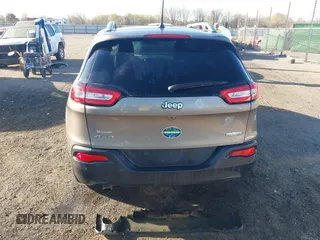 2018 Jeep Cherokee Latitude Plus with VIN 1C4PJMLB7JD576453, listed as a IAAI auction lot 41875382 with 81,298 mi miles. Bid and sale history available at carsss.com. Image 16.