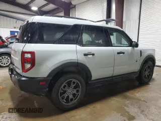 2022 Ford Bronco Sport Big Bend z VIN 3FMCR9B62NRE31886, wystawiony jako Copart lot #58951305 z przebiegiem 25 324 mil mil oraz Szkoda całkowita • Salvage title. Historia ofert i sprzedaży dostępna na DreamBid. Obrazek 3.